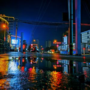 下载毛片吃母乳
